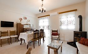 Prasini Folia - Apartment Ida